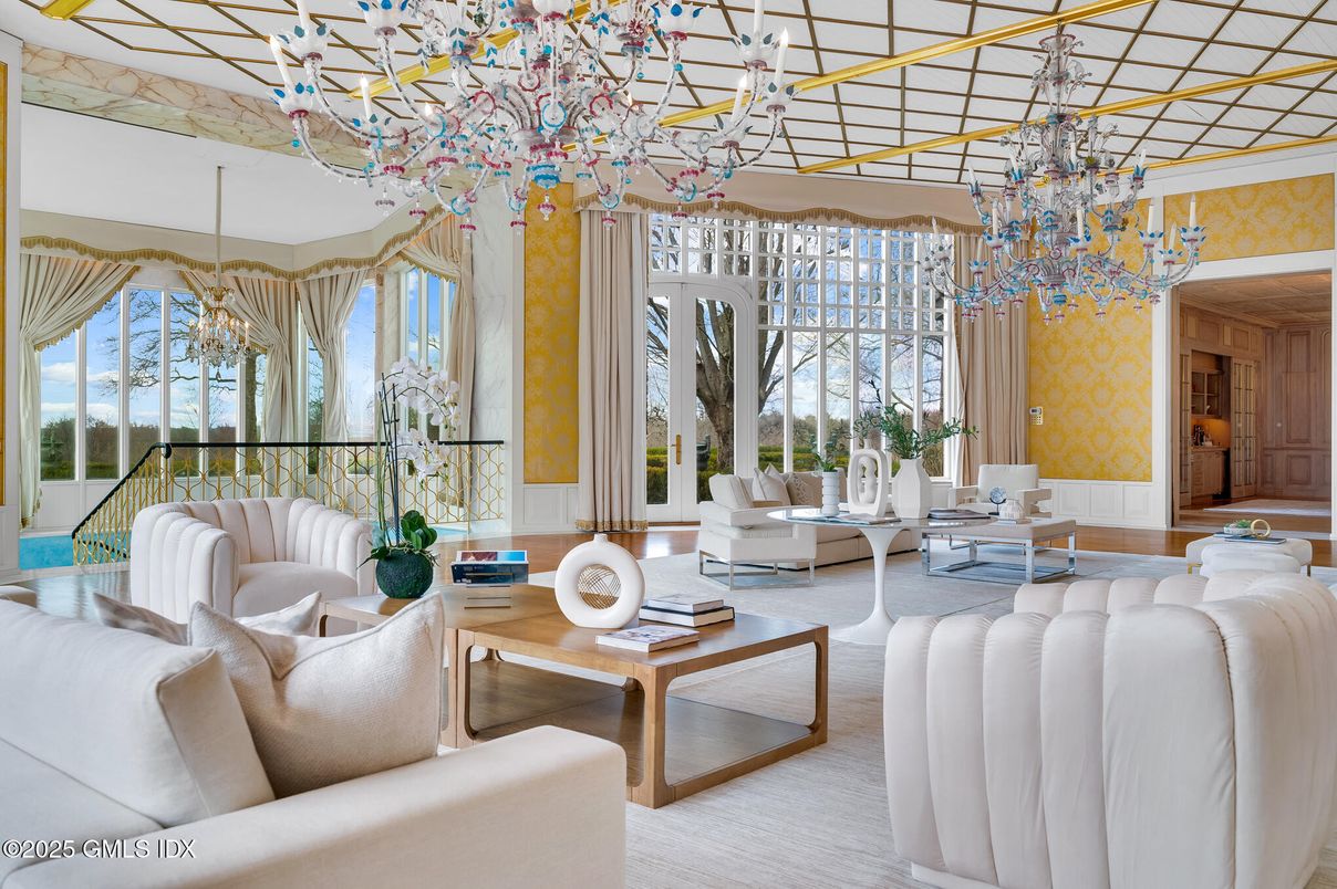 Interior, Living room, Pendant Lights