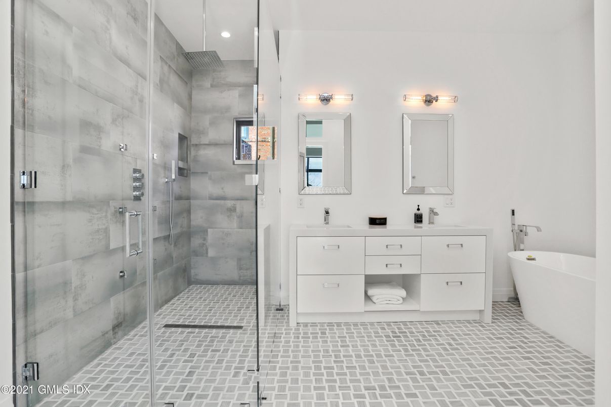 Bathroom, Dual Sink Vanities, Free Standing Baths, Glass Shower, Interior, Recessed Lighting
