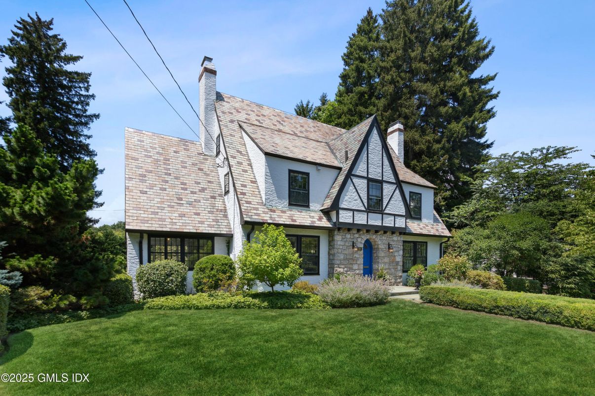 Backyard, Exterior, Facade, Tudor Revival