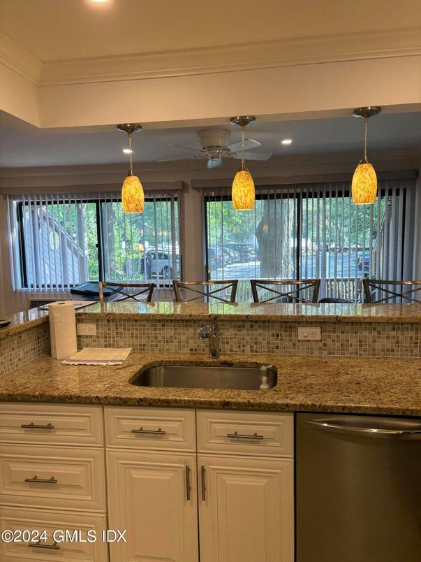 Interior, Kitchen, Pendant Lights, Recessed Lighting