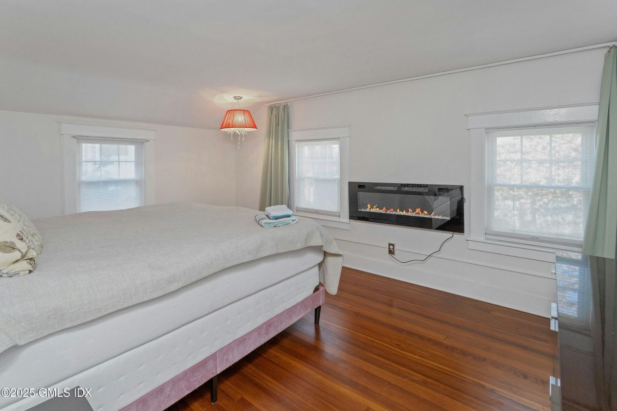 Bedroom, Fireplace, Interior, Wood Texture Flooring