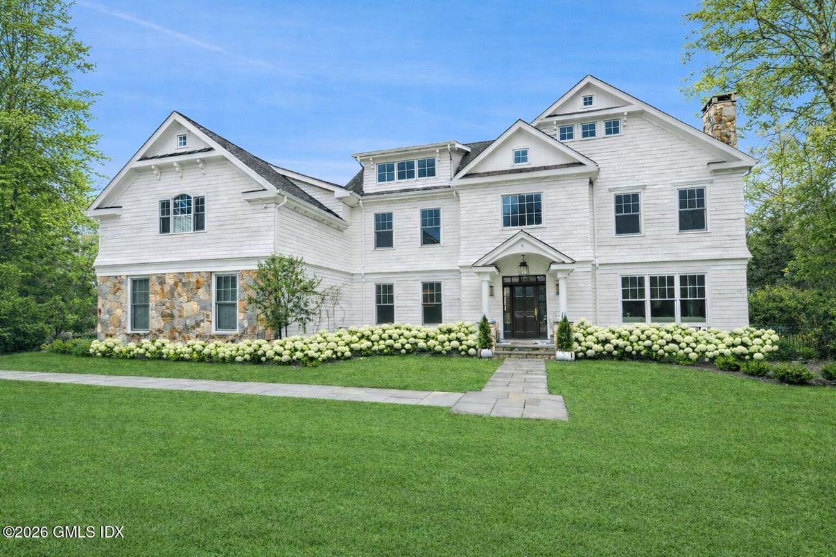 Backyard, Exterior, Facade, Farmhouse