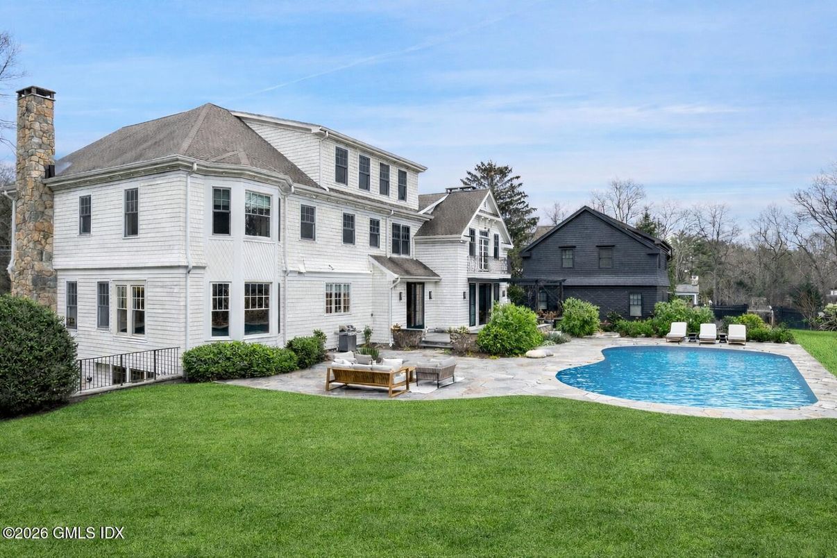 Backyard, Exterior, Pool