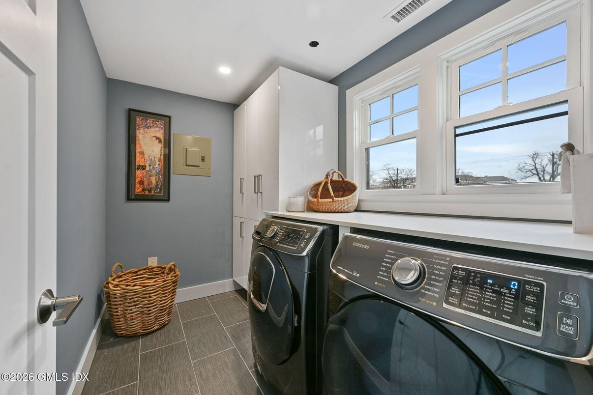 Interior, Recessed Lighting, Washer