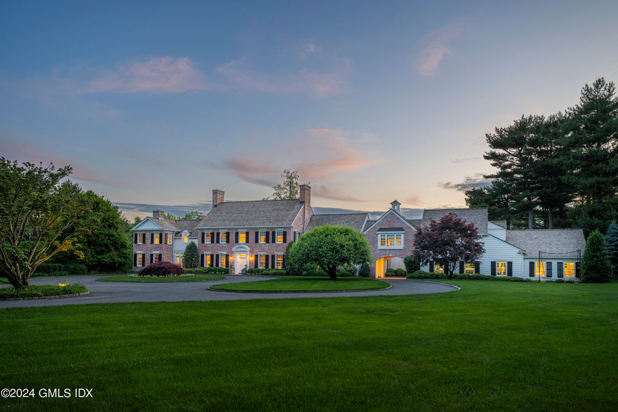 Attached, Backyard, Exterior, Facade, Cape Cod