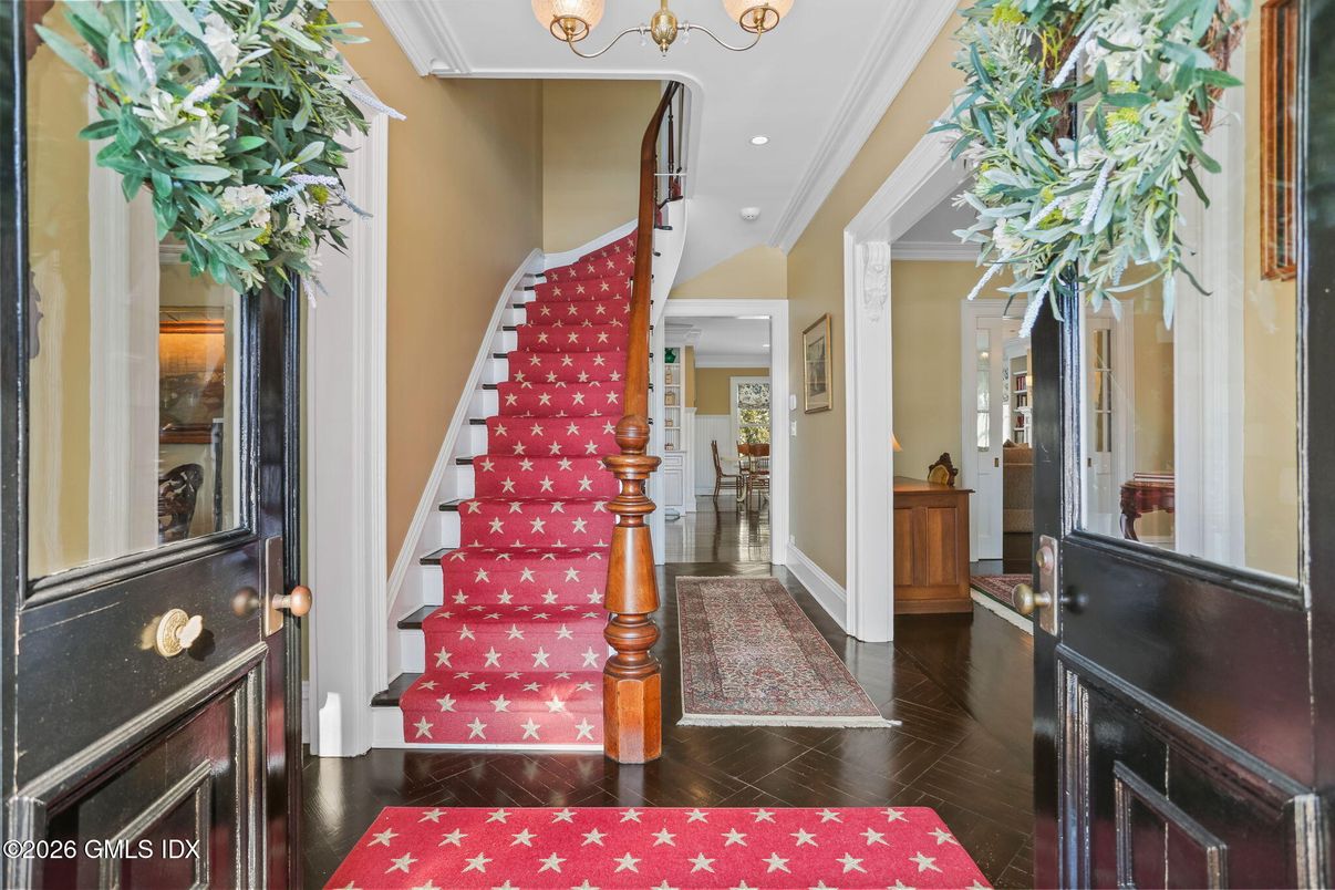 Chandelier, Interior, Recessed Lighting, Wood Texture Flooring