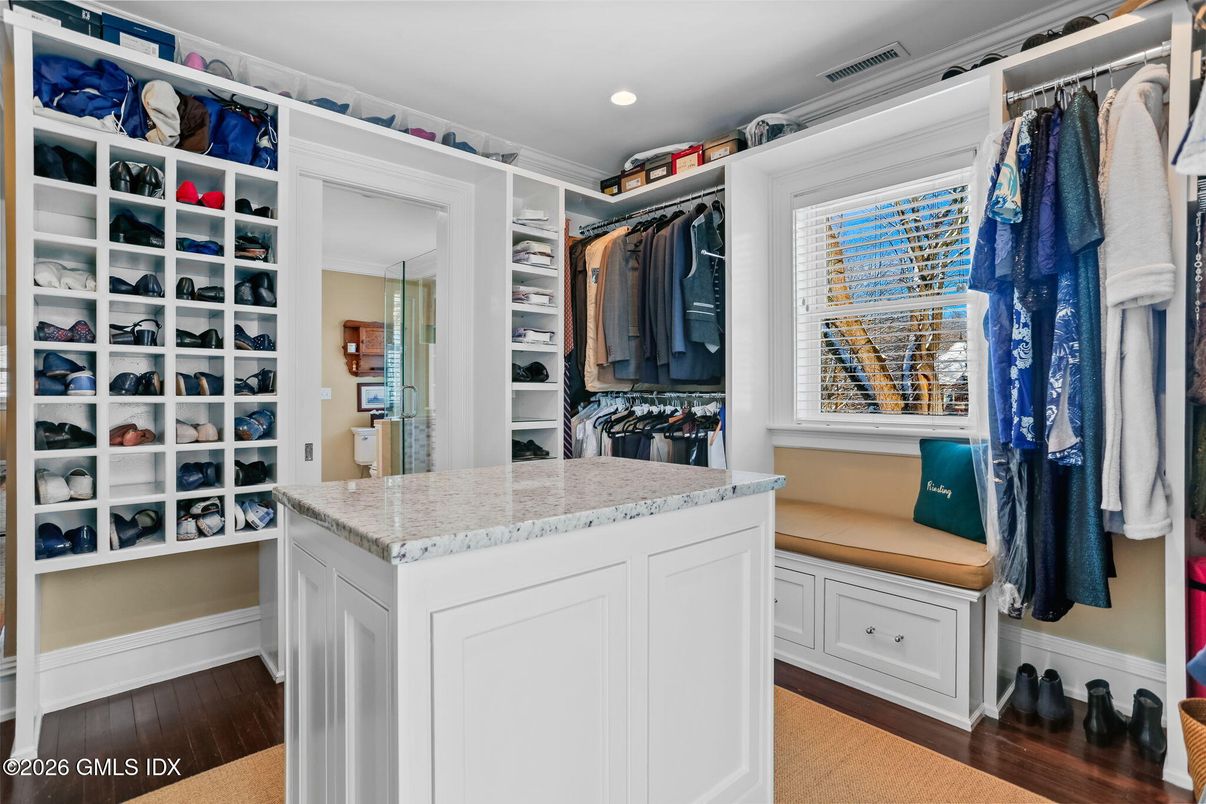 Interior, Recessed Lighting, Walk-in Closets, Wood Texture Flooring