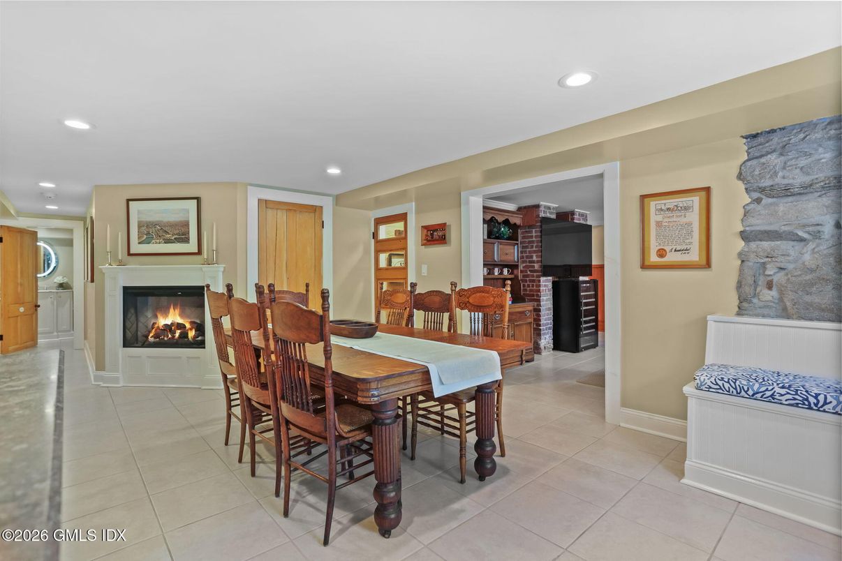 Dining room, Fireplace, Interior, Recessed Lighting