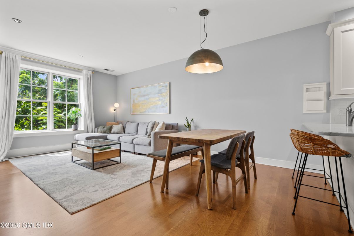 Dining room, Interior, Living room, Pendant Lights, Recessed Lighting, Wood Texture Flooring
