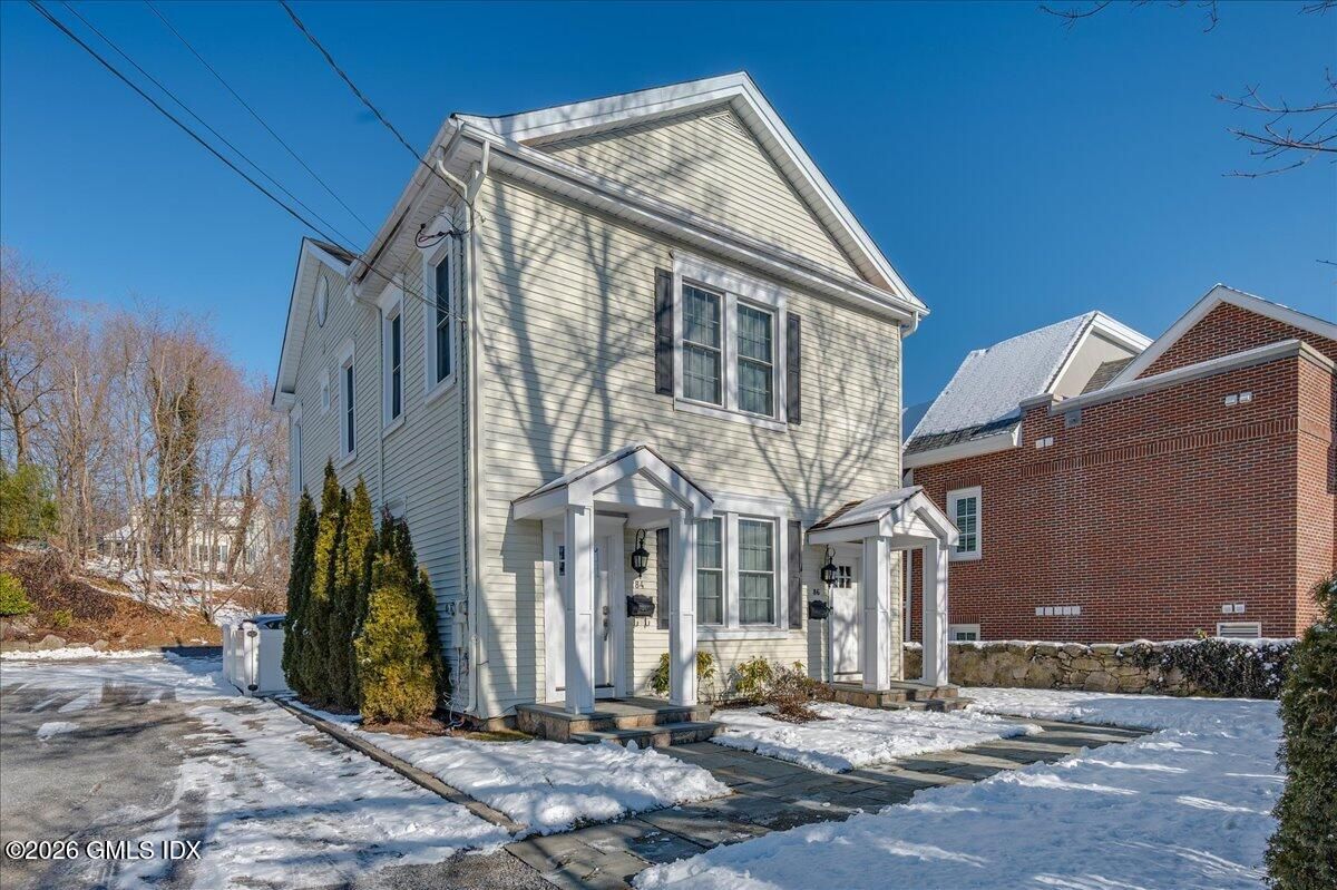 Exterior, Facade, Brick Facade, Queen Anne Victorian