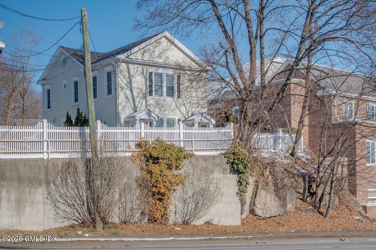 Exterior, Facade, Queen Anne Victorian