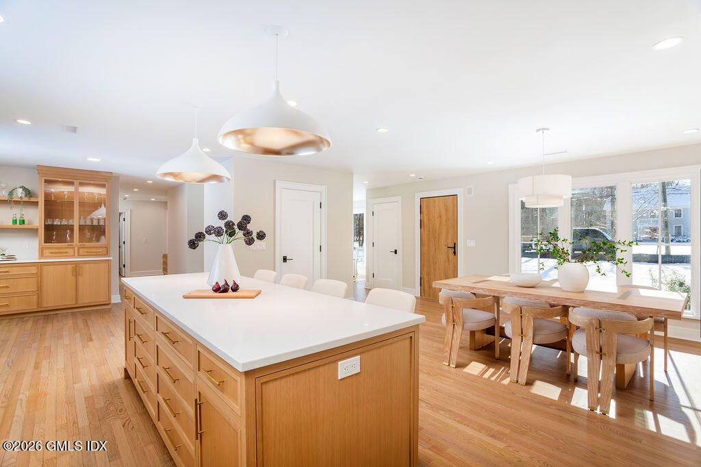 Dining room, Interior, Kitchen, Pendant Lights, Recessed Lighting, Wood Texture Flooring