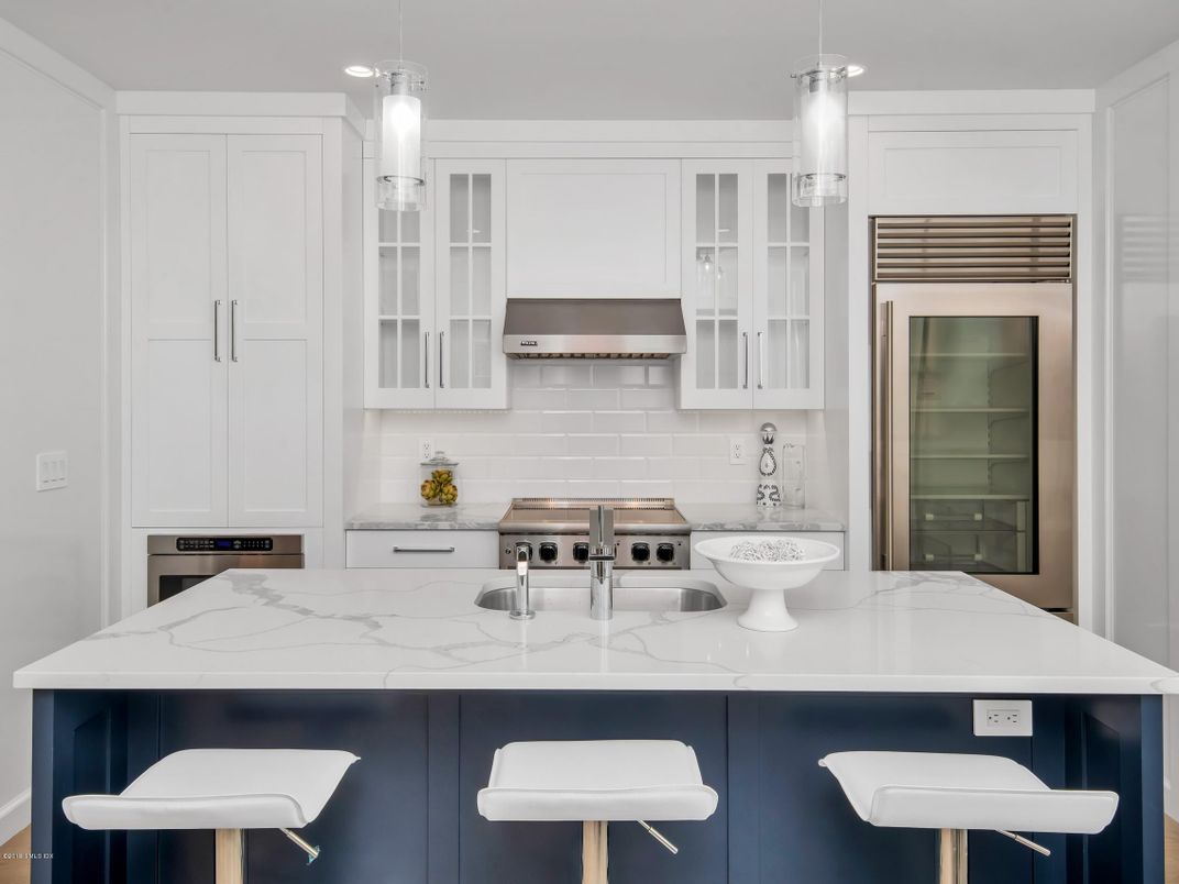 Interior, Kitchen, Pendant Lights, Stainless Steel Appliances