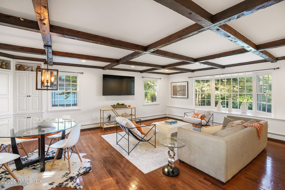 Dining room, Interior, Living room, Pendant Lights, Recessed Lighting, Wooden Beams, Wood Texture Flooring