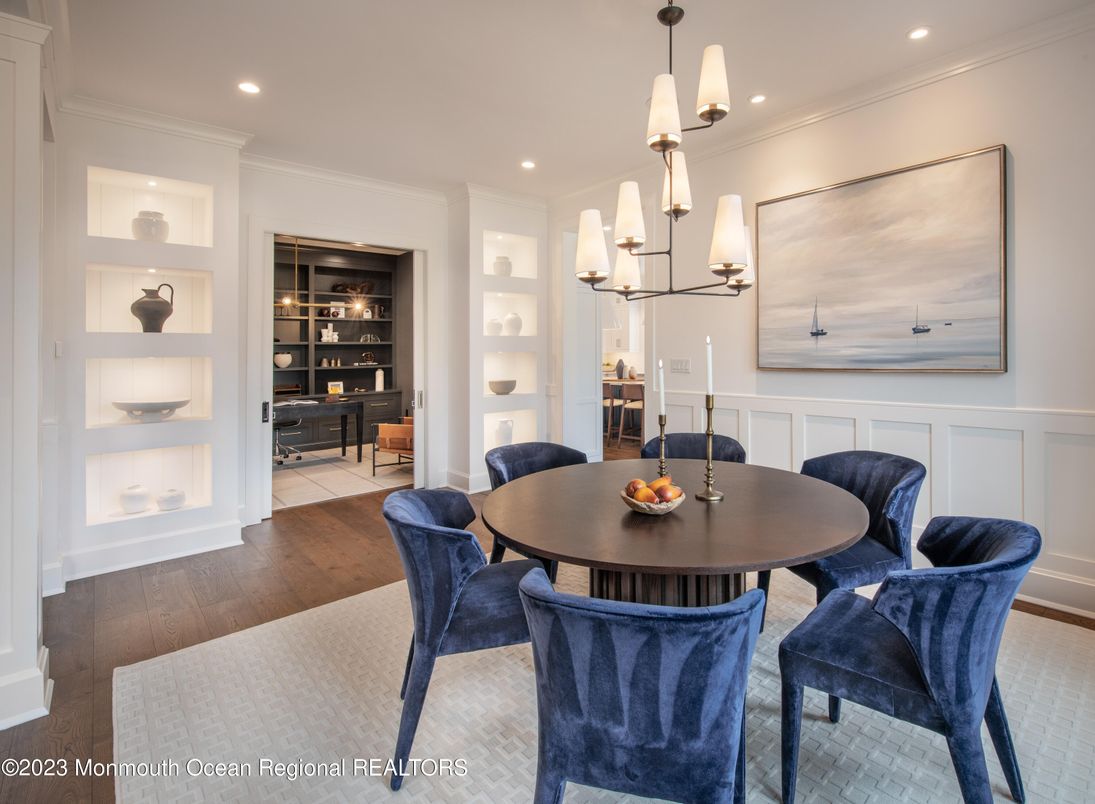 Dining room, Interior, Pendant Lights, Recessed Lighting, Wood Texture Flooring