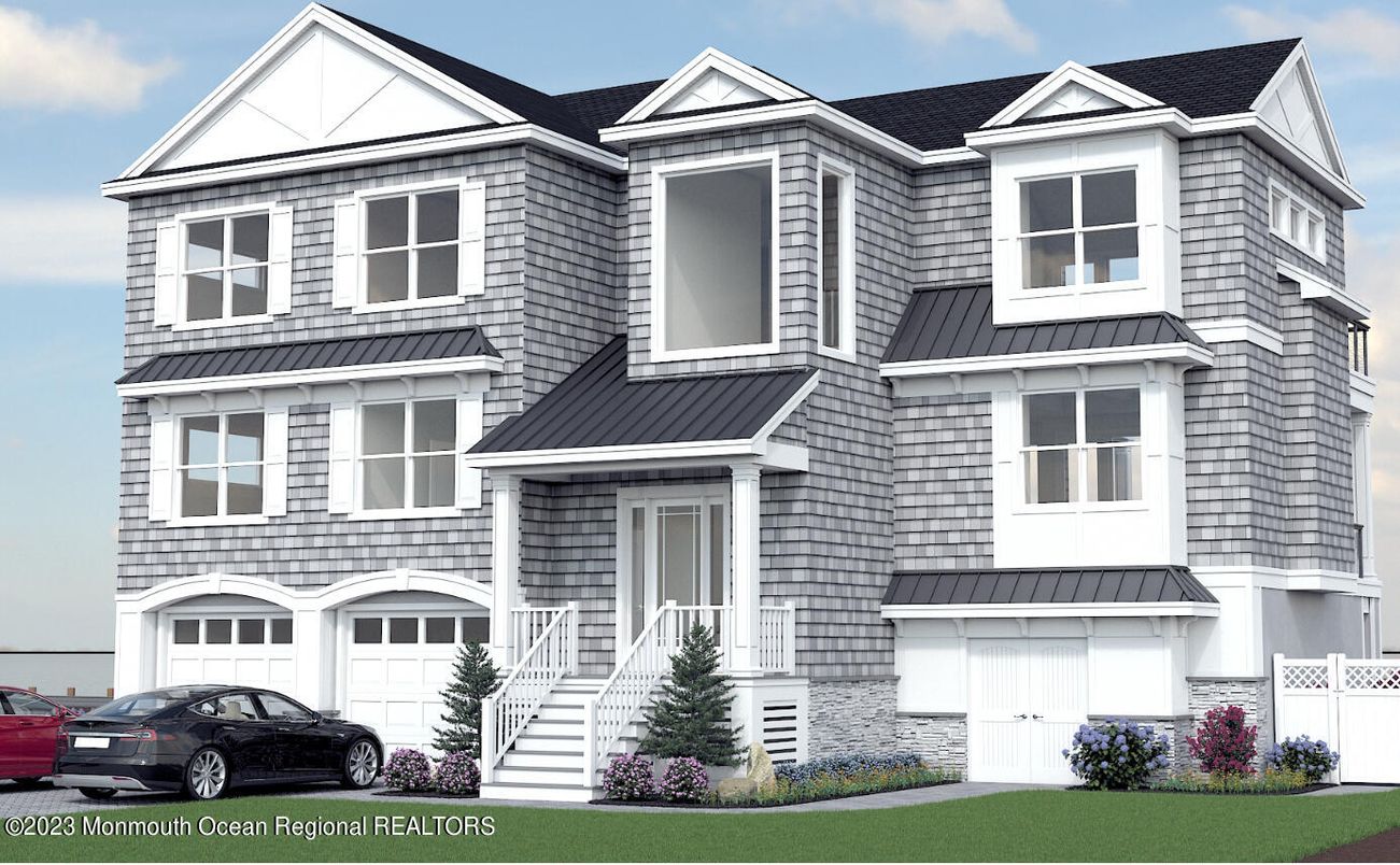 Attached, Exterior, Facade, Rowhouse