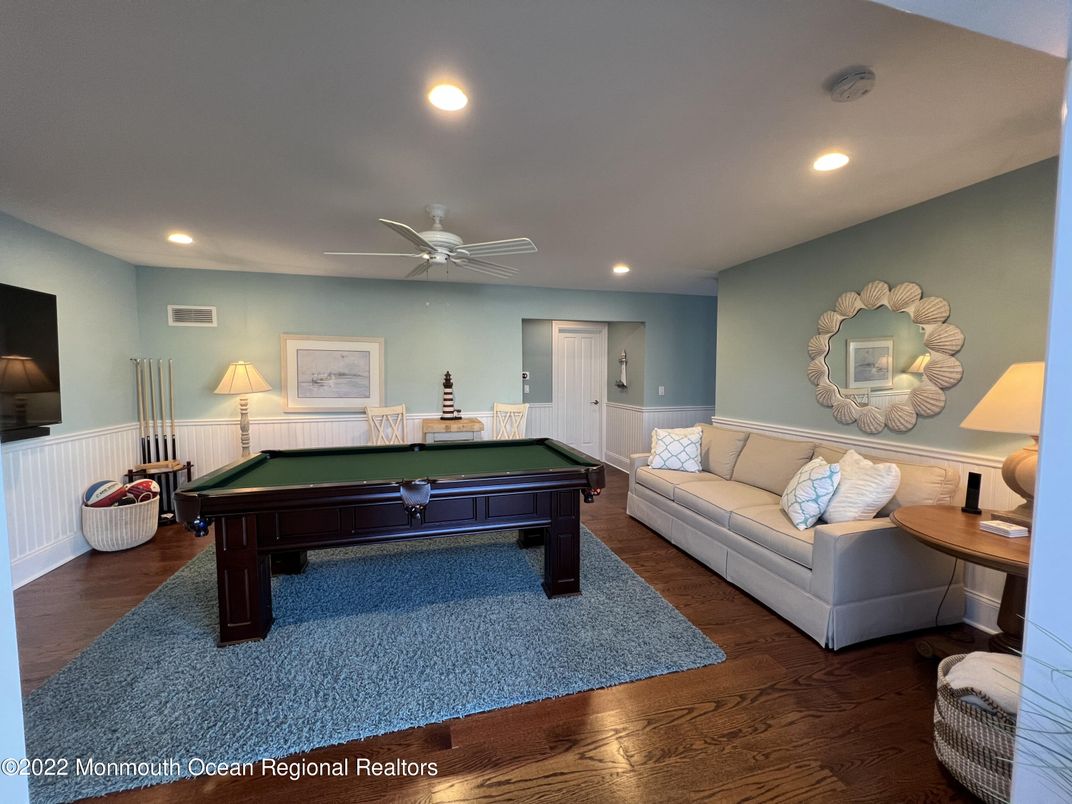 Billiard Table, Game Room, Interior, Recessed Lighting, Wood Texture Flooring