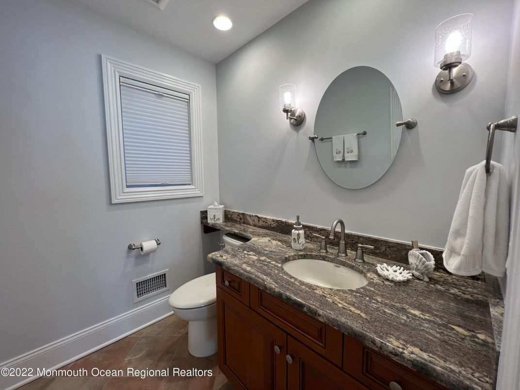 Bathroom, Interior, Recessed Lighting, Wood Texture Flooring
