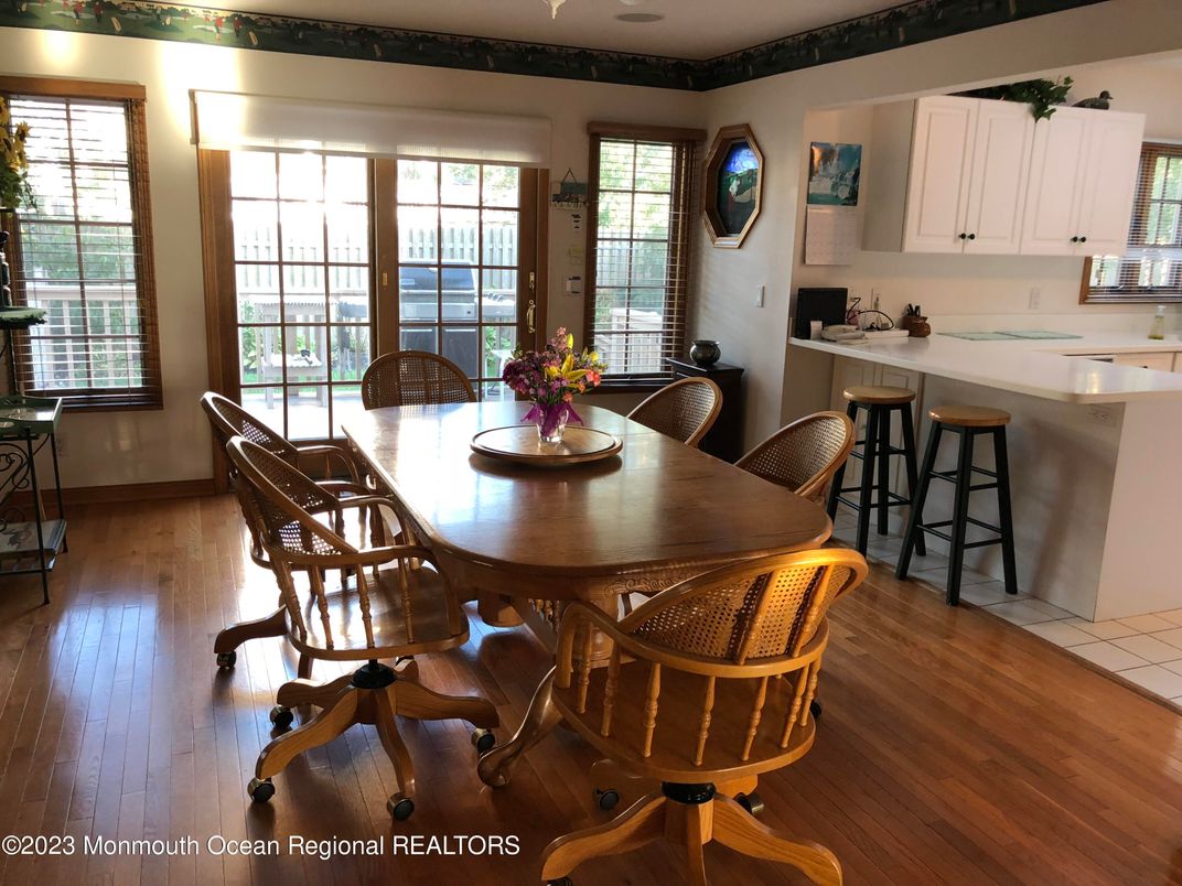 Dining room, Interior, Wood Texture Flooring