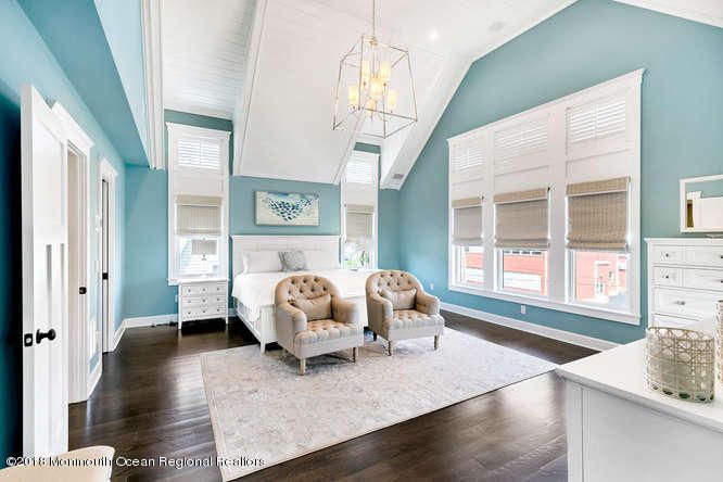 Bedroom, Interior, Pendant Lights, Recessed Lighting, Wood Texture Flooring