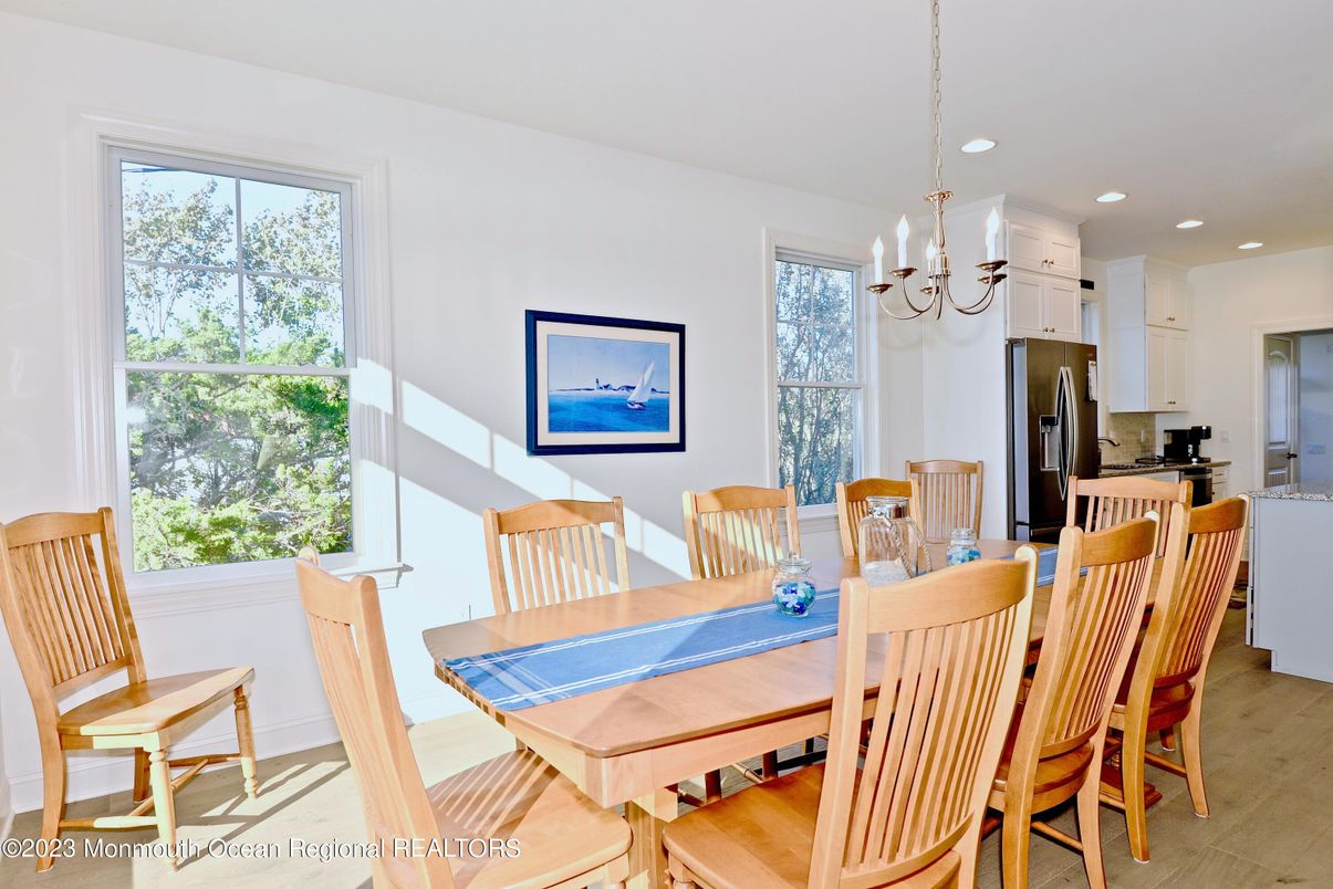 Chandelier, Dining room, Interior, Kitchen, Recessed Lighting