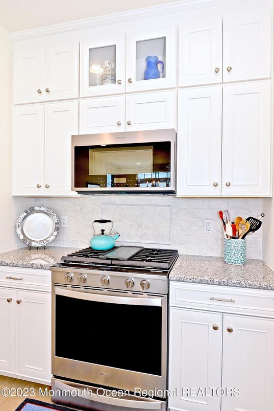 Interior, Kitchen, Stainless Steel Appliances