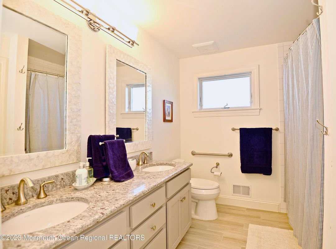 Bathroom, Dual Sink Vanities, Interior, Wood Texture Flooring