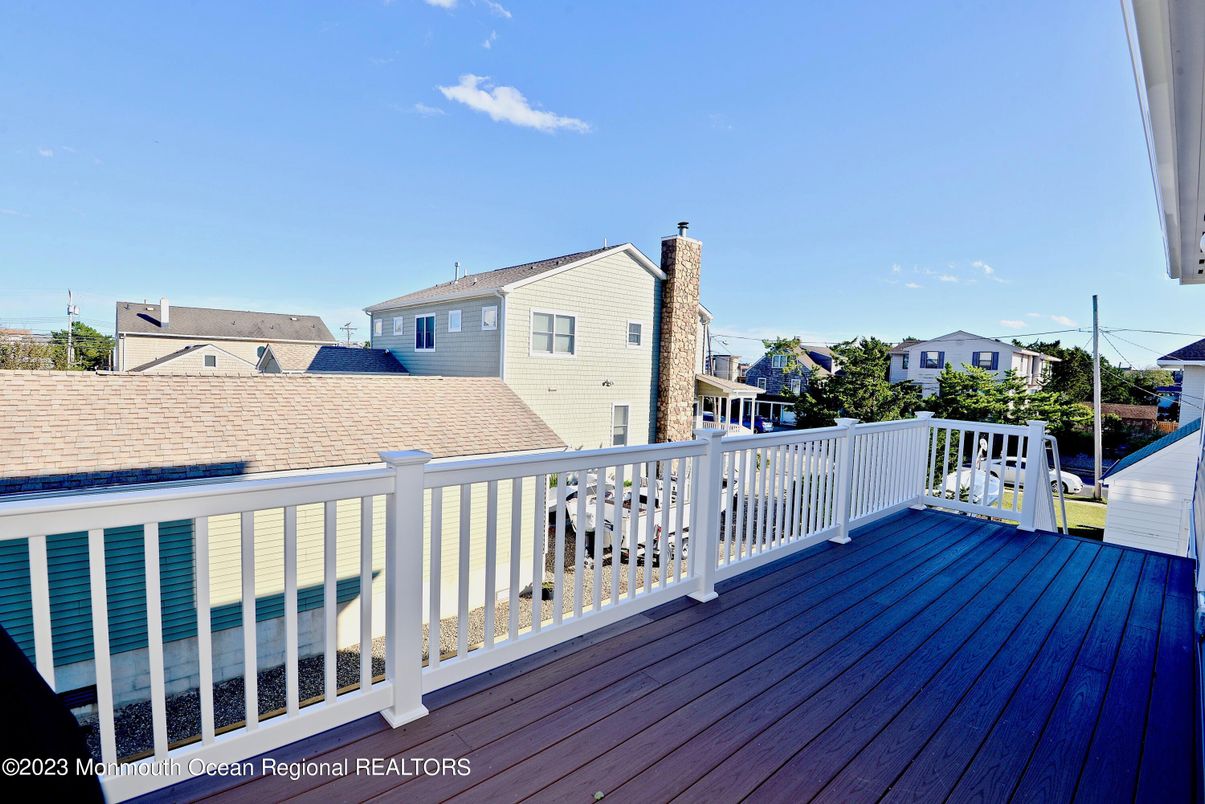 Exterior, Pool, Wood Texture Flooring