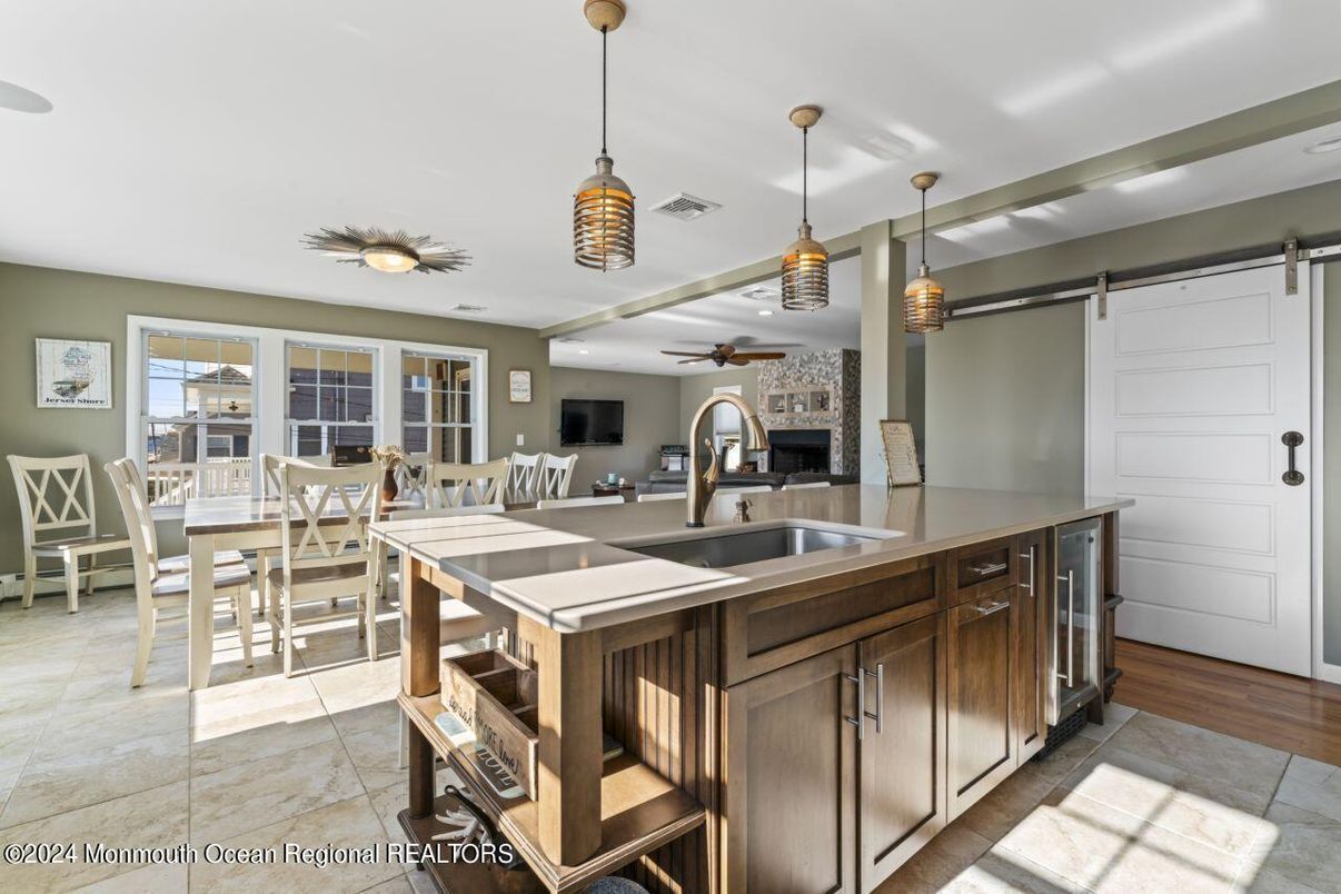 Dining room, Interior, Kitchen, Pendant Lights, Wood Texture Flooring