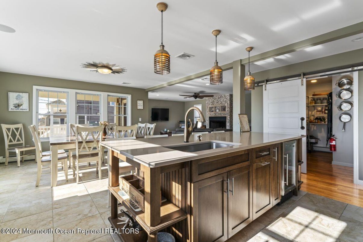 Dining room, Interior, Kitchen, Pendant Lights, Wood Texture Flooring