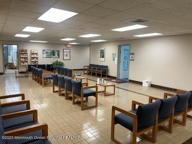Dining room, Interior, Recessed Lighting