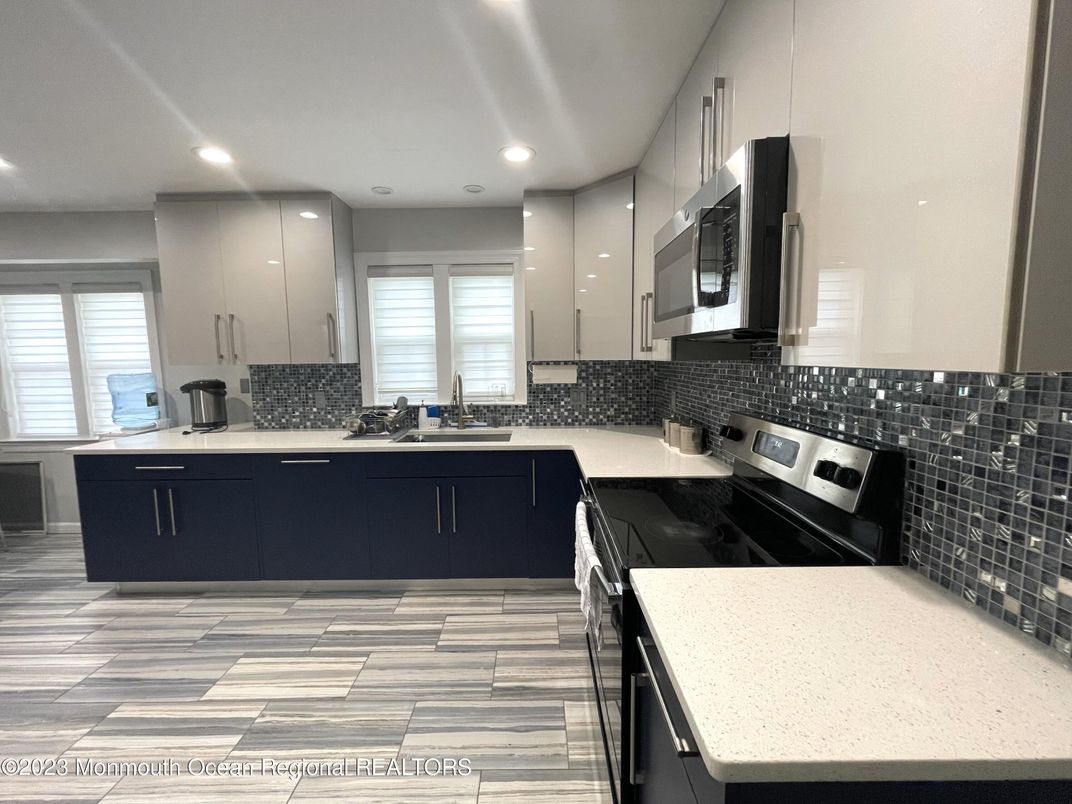 Interior, Kitchen, Recessed Lighting