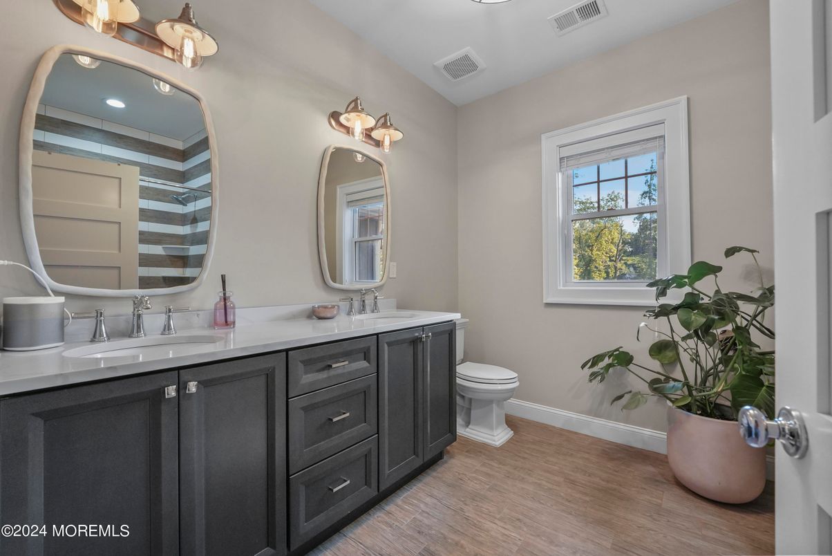 Bathroom, Dual Sink Vanities, Interior, Wood Texture Flooring
