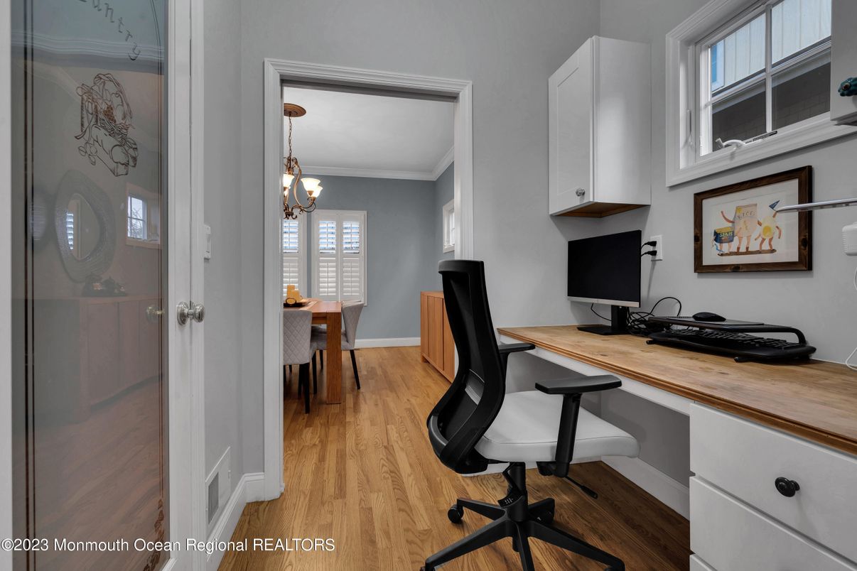 Home Office, Interior, Pendant Lights, Wood Texture Flooring