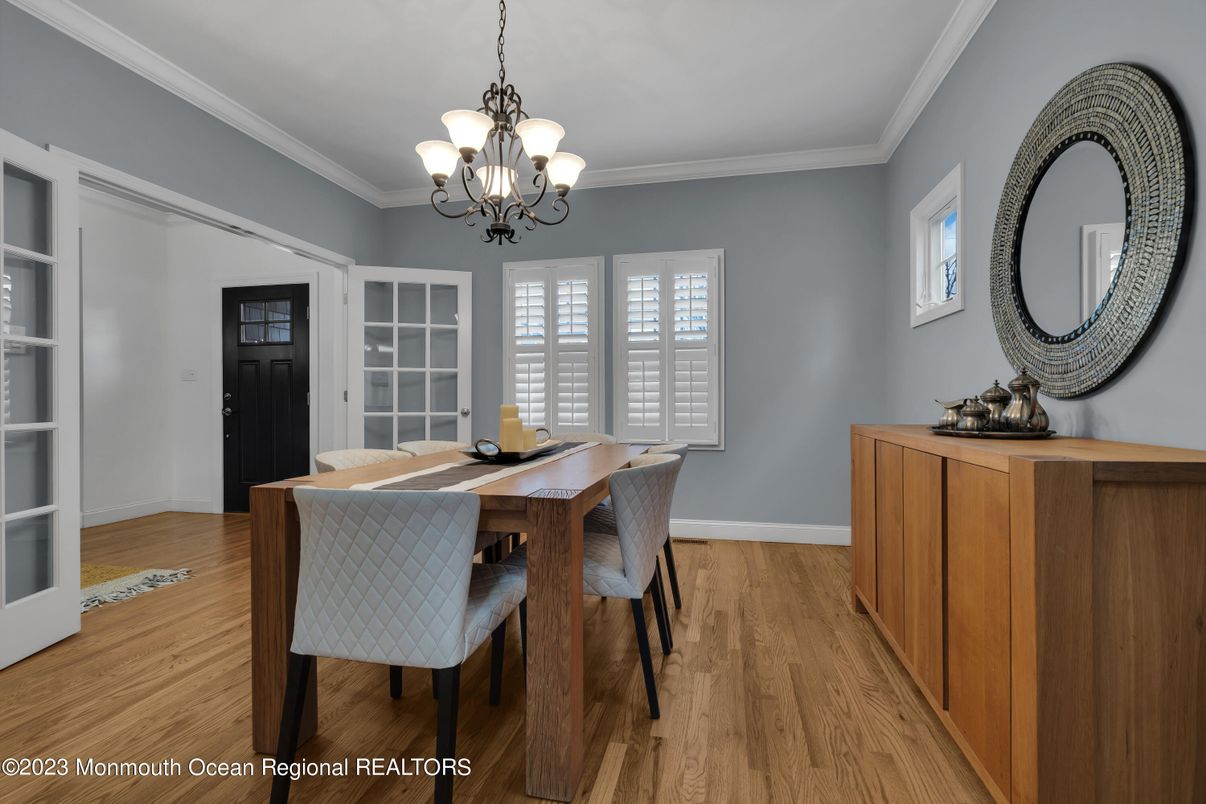 Chandelier, Dining room, Interior, Wood Texture Flooring