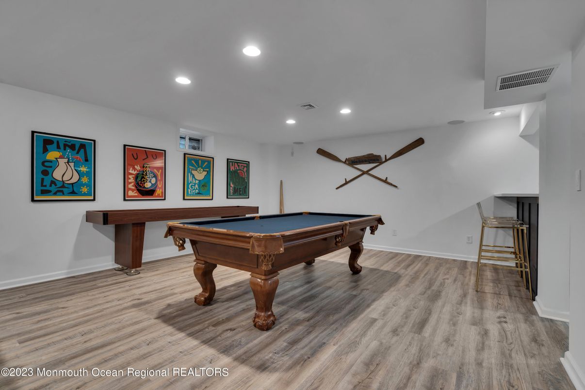 Billiard Table, Game Room, Interior, Recessed Lighting, Wood Texture Flooring