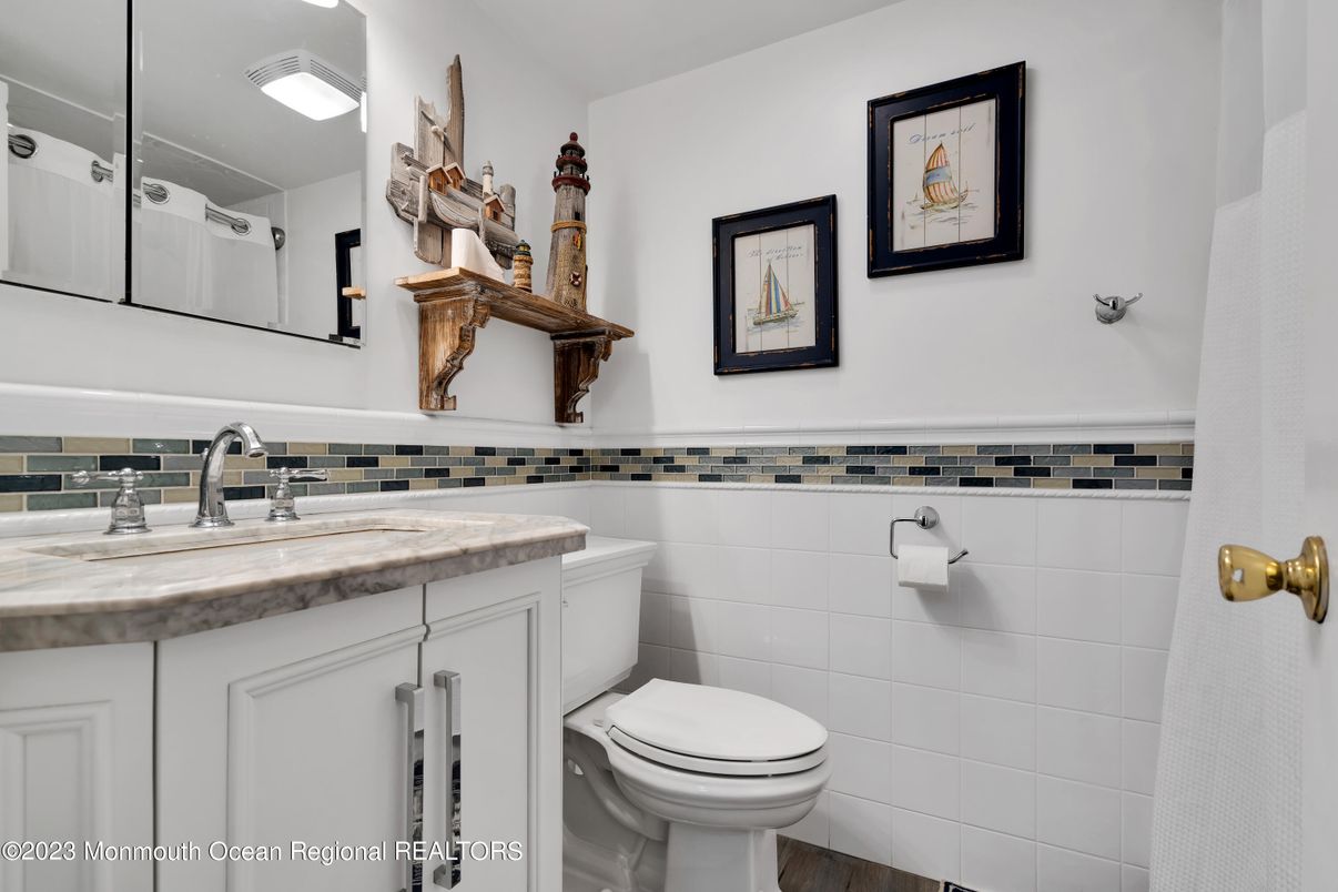 Bathroom, Interior, Wood Texture Flooring