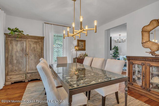 Chandelier, Dining room, Interior, Pendant Lights, Wood Texture Flooring