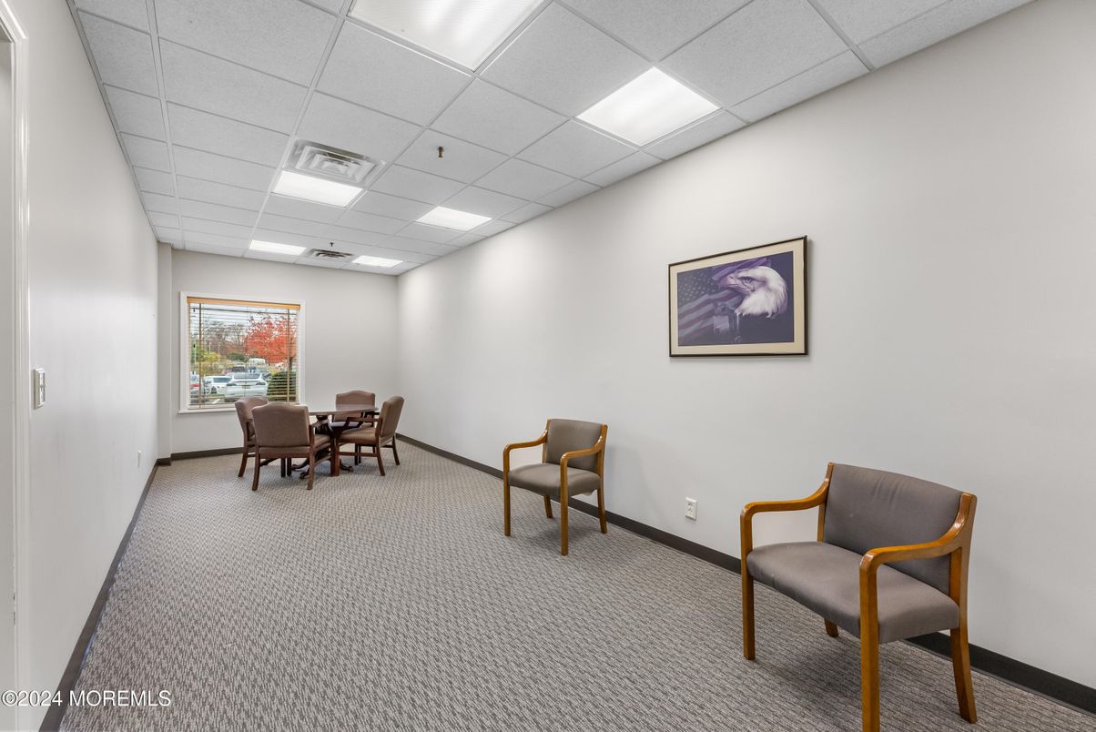 Dining room, Interior, Recessed Lighting