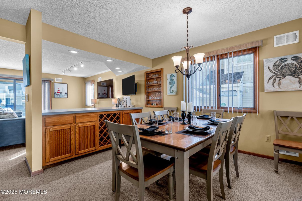 Chandelier, Dining room, Interior, Pendant Lights, Recessed Lighting