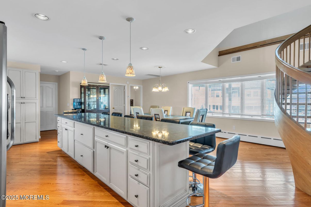 Chandelier, Dining room, Interior, Kitchen, Pendant Lights, Recessed Lighting, Wood Texture Flooring