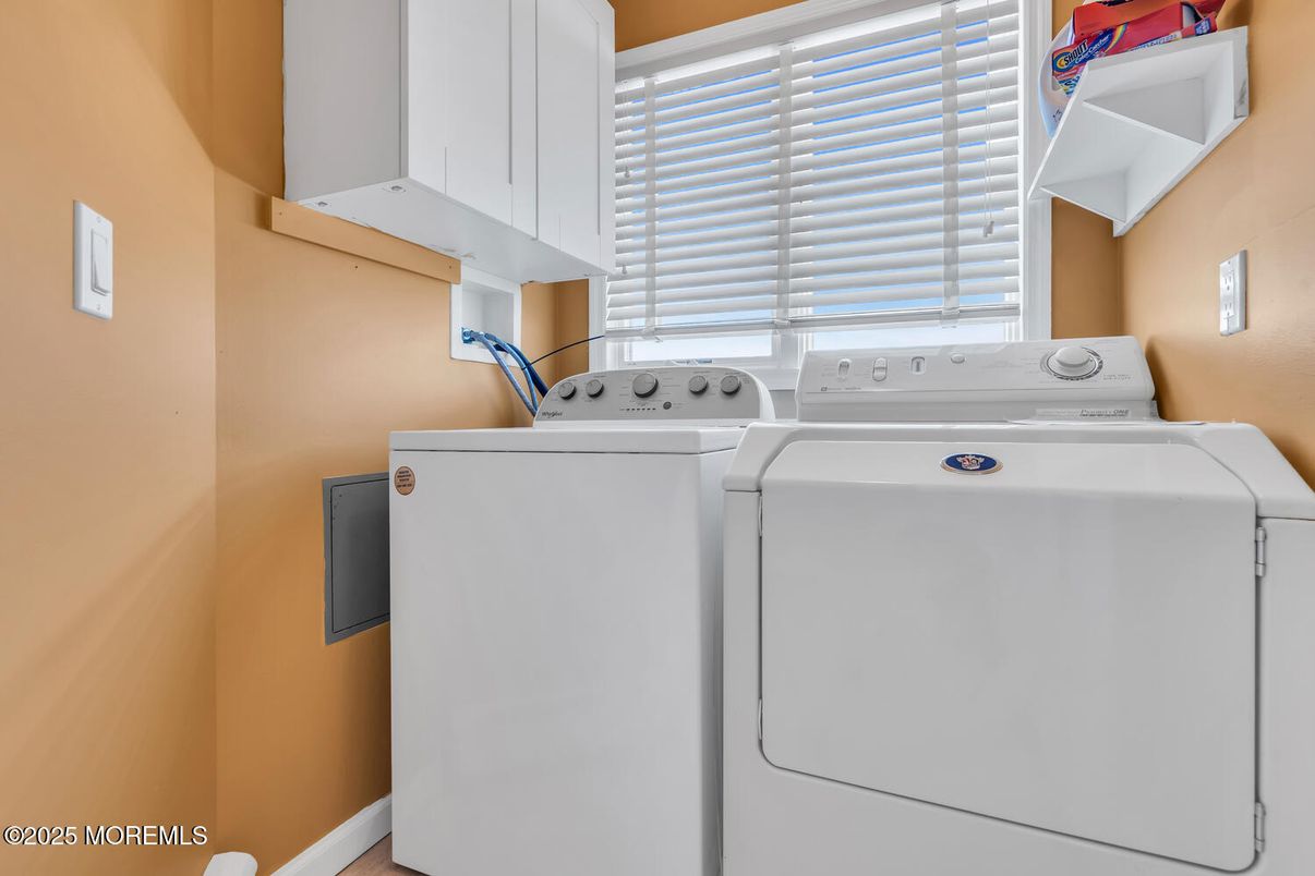 Interior, Utility Closets, Washer