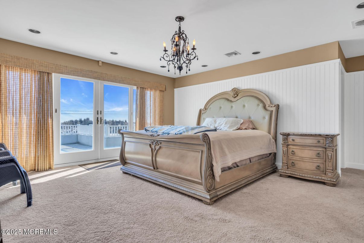 Bedroom, Chandelier, Interior, Recessed Lighting