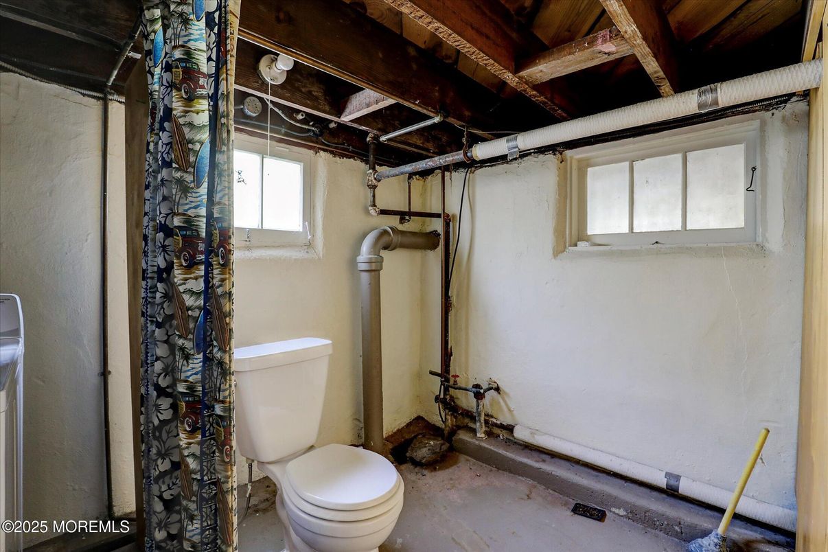 Bathroom, Interior, Wooden Beams