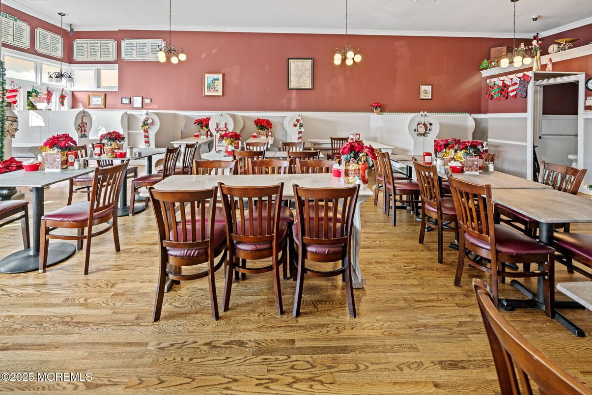 Dining room, Interior, Pendant Lights, Wood Texture Flooring