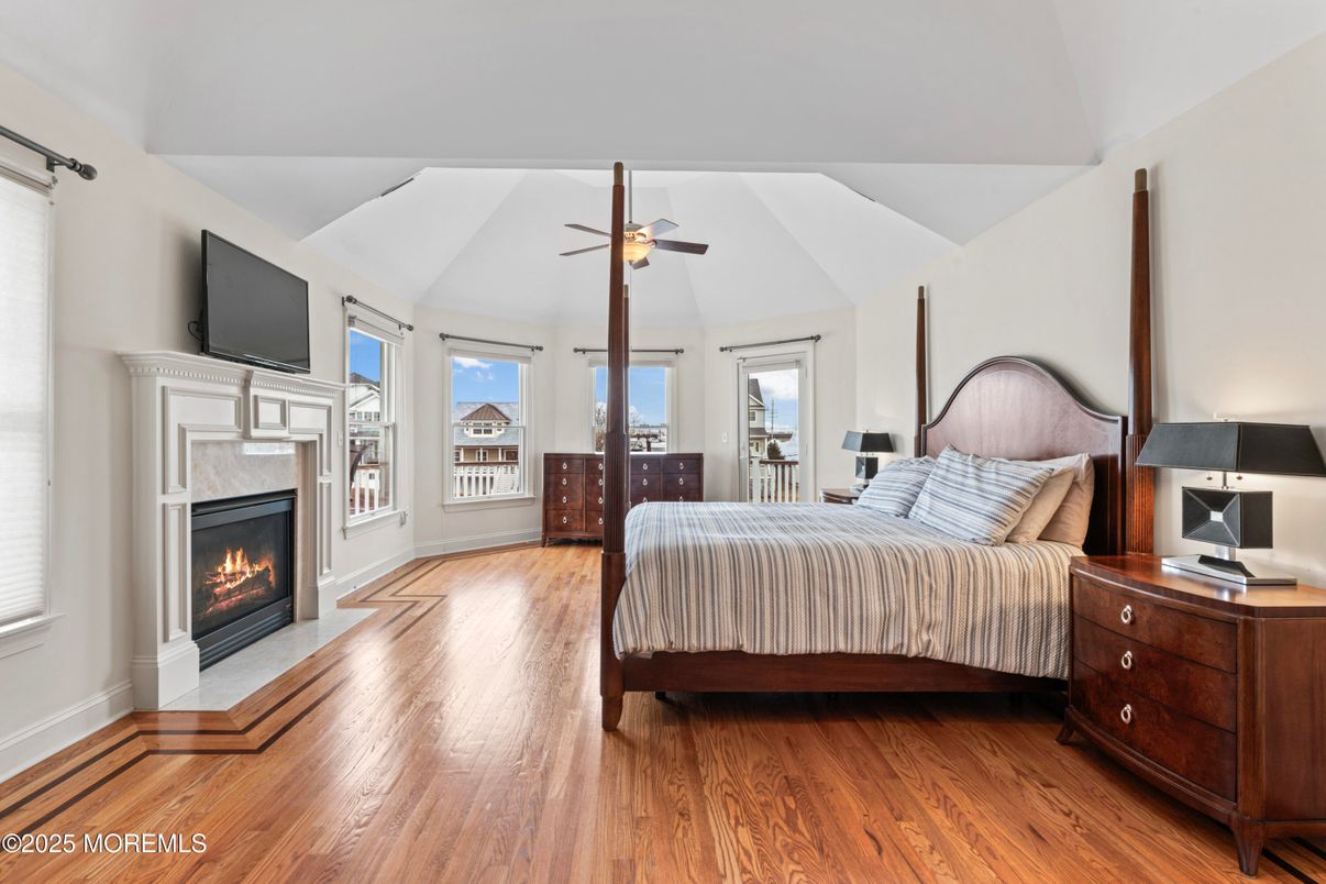 Bedroom, Fireplace, Interior, Wood Texture Flooring