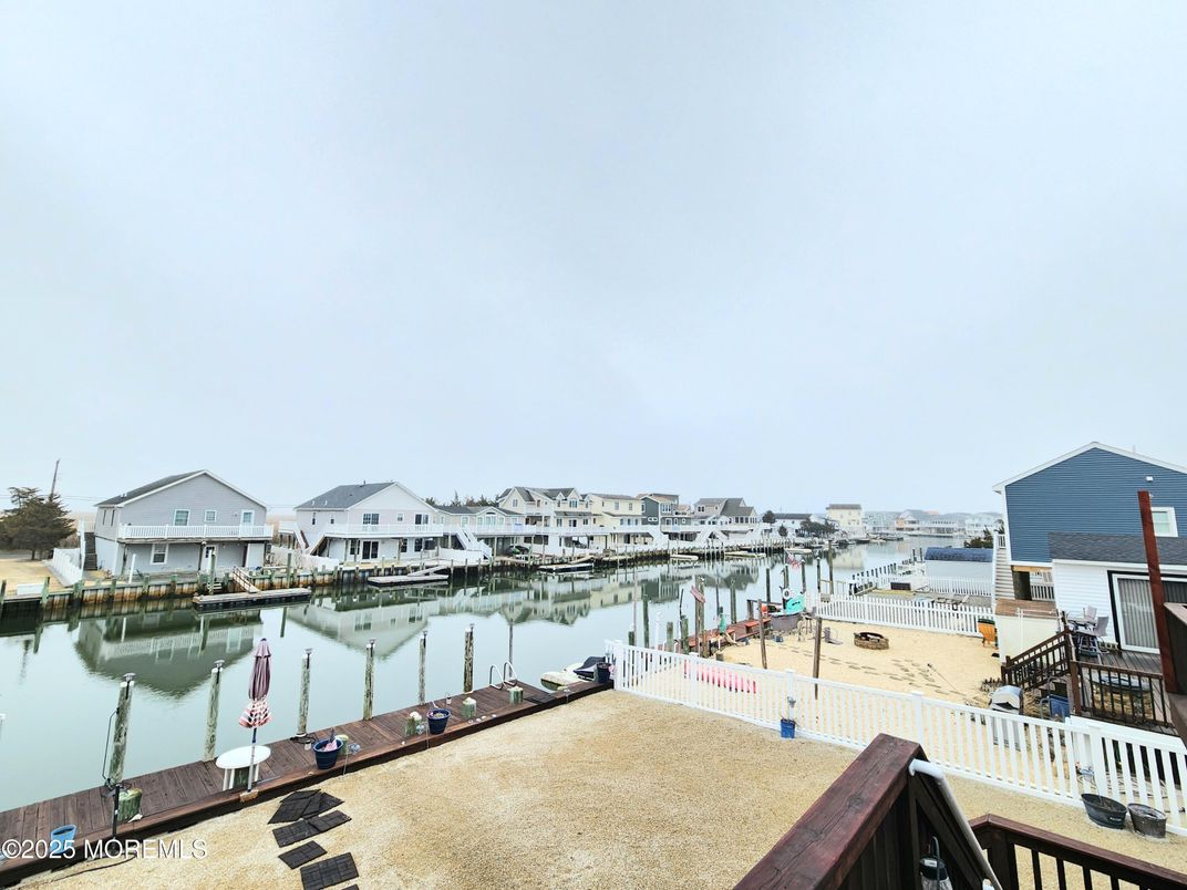 Exterior, Water