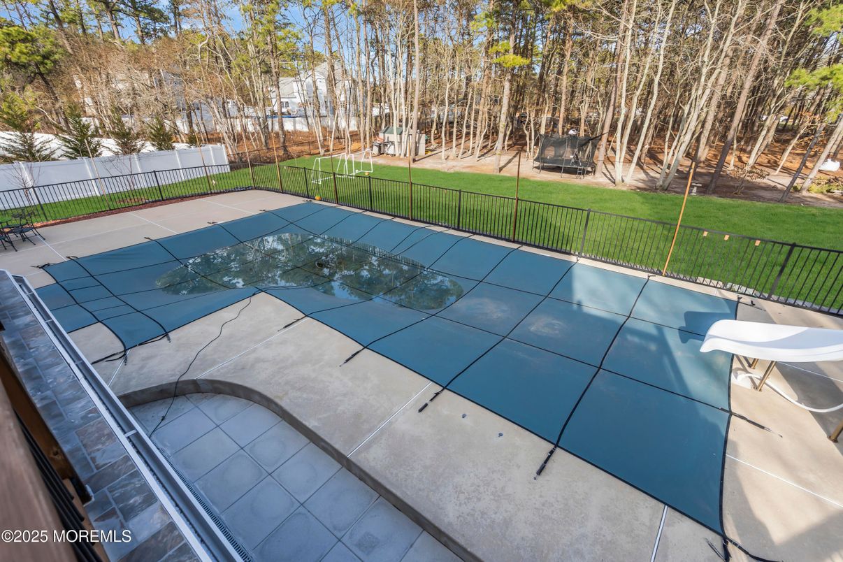 Exterior, Solar Panels