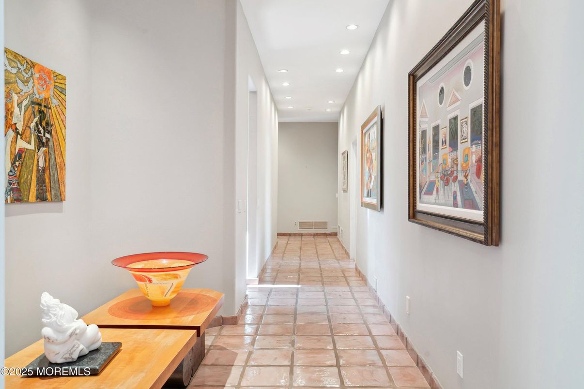 Interior, Recessed Lighting