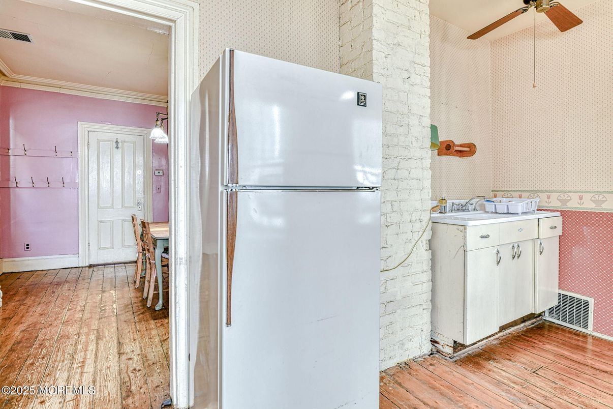 Interior, Kitchen, Wood Texture Flooring